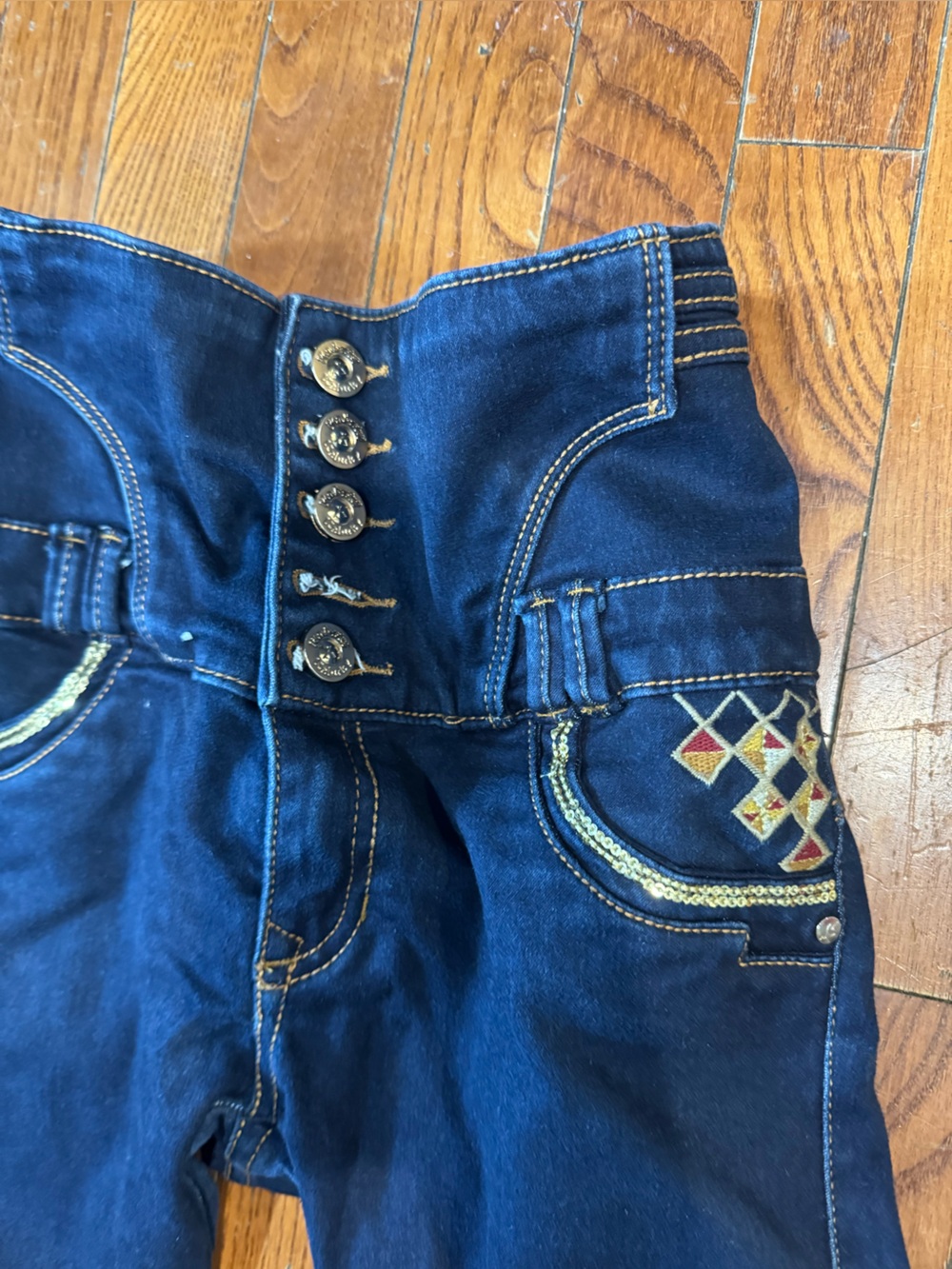 Dark Blue Women's Stretch Skinny Jeans with Embroidered Pockets - Picture 3 of 9